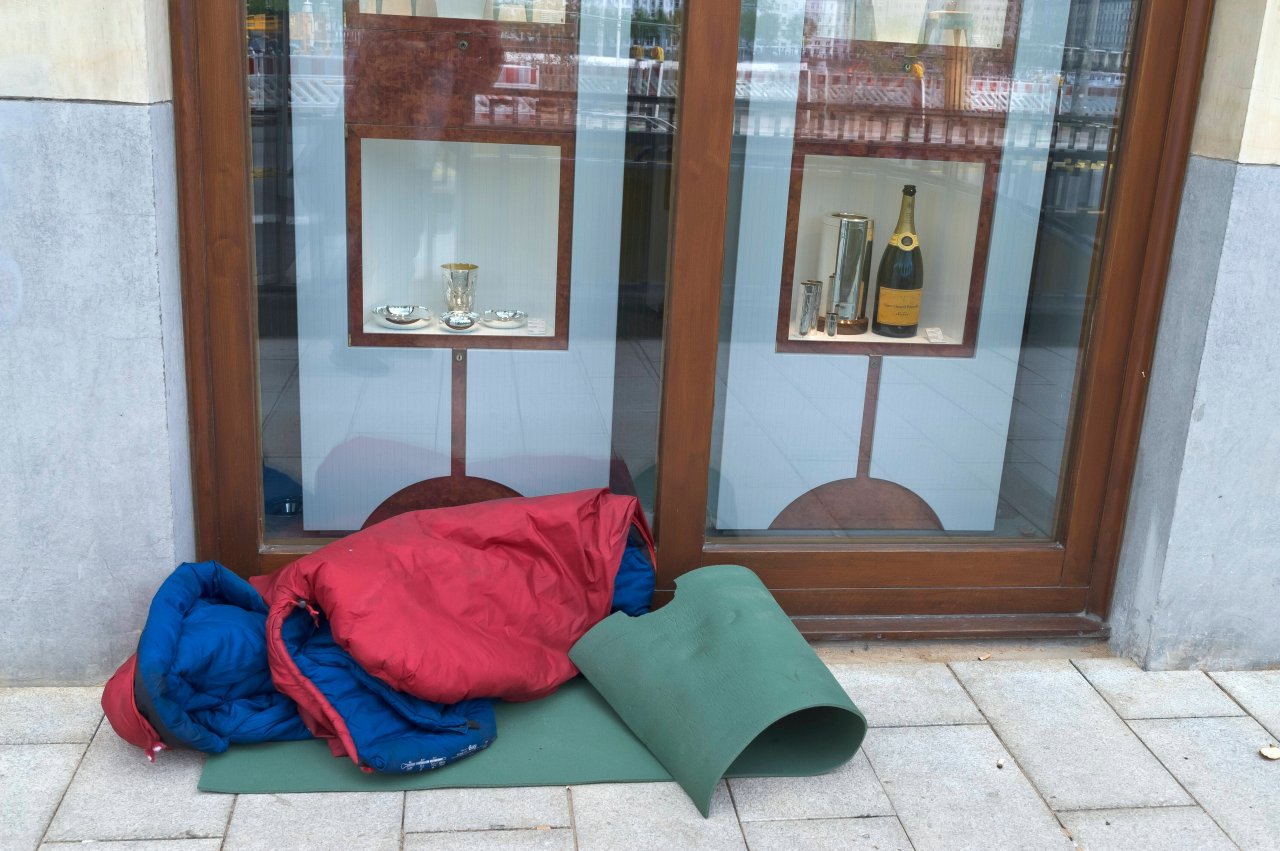 Hamburg: Jetzt Gibt's Endlich DIESE Hilfe Für Obdachlose – „Warten ...