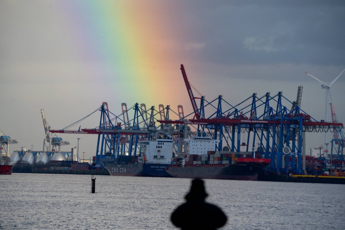 Wetter in Hamburg Hafen Regenbogen.jpg