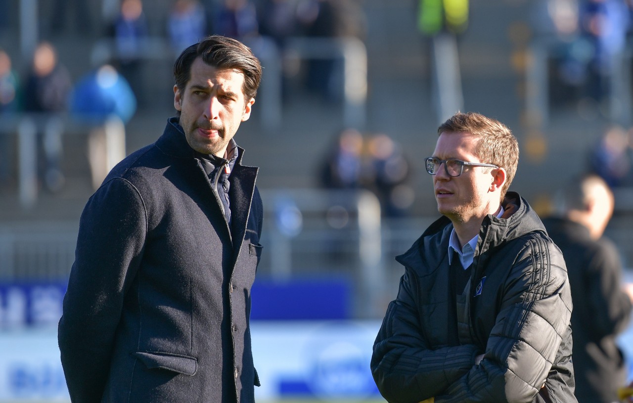 Beim Hamburger SV für Neuzugänge verantwortlich: Sportvorstand Jonas Boldt und Sportdirektor Michael Mutzel.