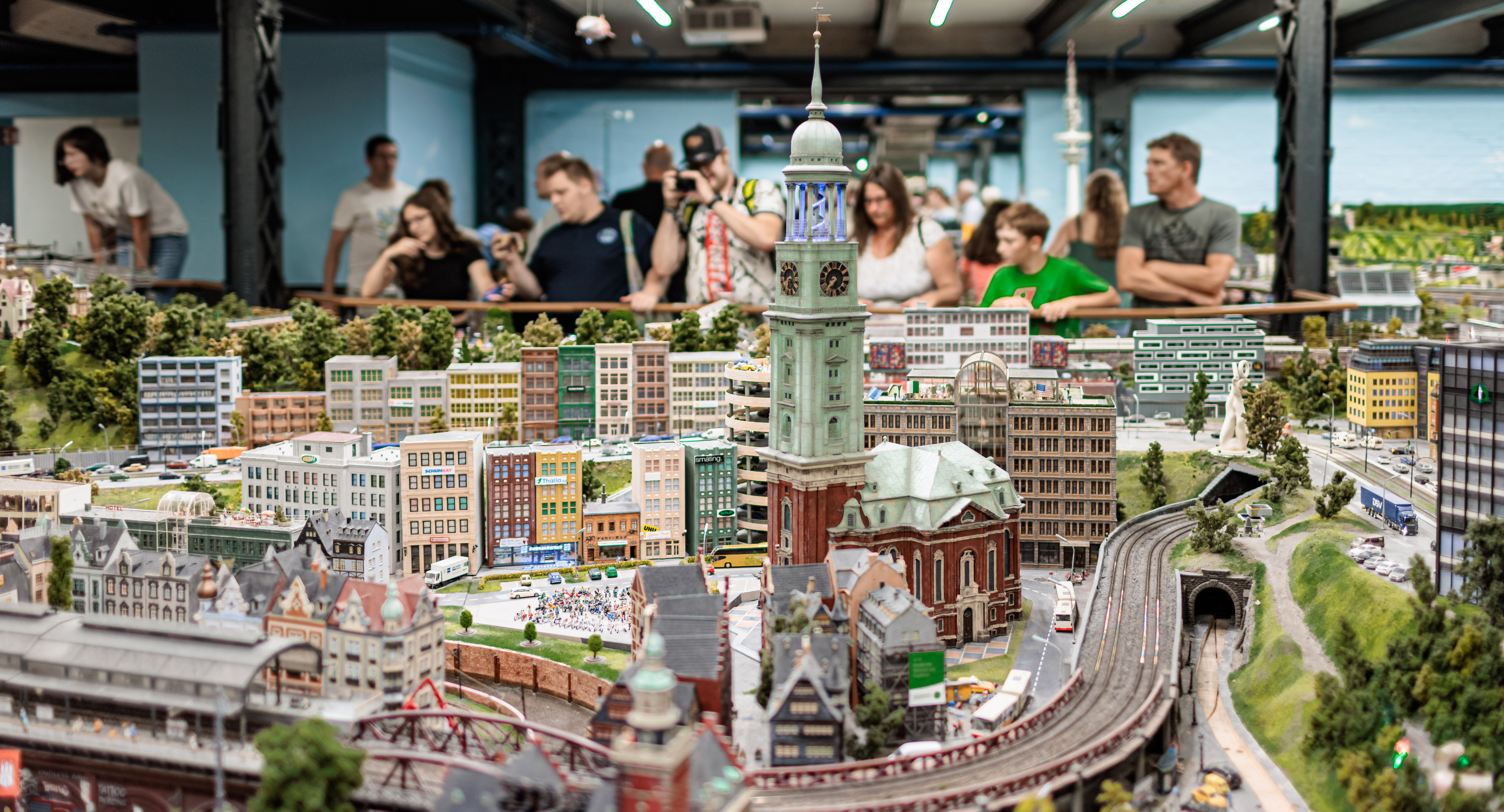 Hamburg Miniatur Wunderland L Sst Weniger Menschen Rein Moin De   311925272 