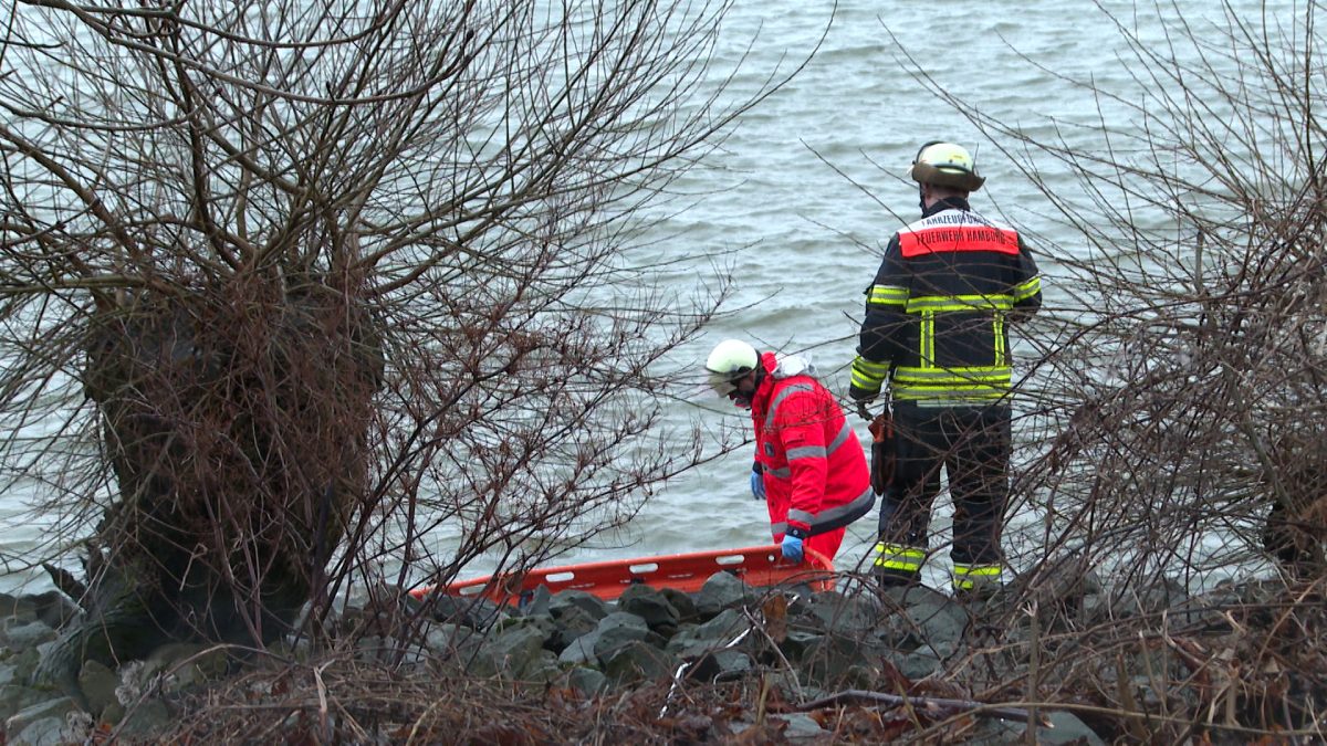 Leichenfund am Elbufer an der Elbchaussee.