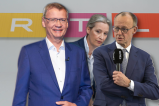 Spannung vor dem Quadrell (RTL) mit Moderator Jauch und den Teilnehmern Scholz, Merz, Habeck und Weidel.