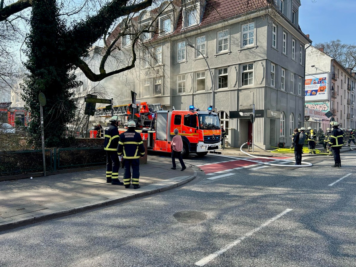 Feuer im Miskatonic Theater in der Buxtehuder StraÃŸe.